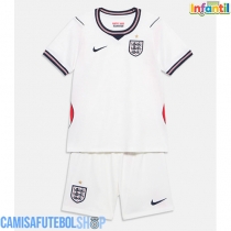 Camisa de time de futebol Inglaterra Replicas 1º Equipamento Infantil Mundo 2026 Manga Curta (+ Calças curtas)
